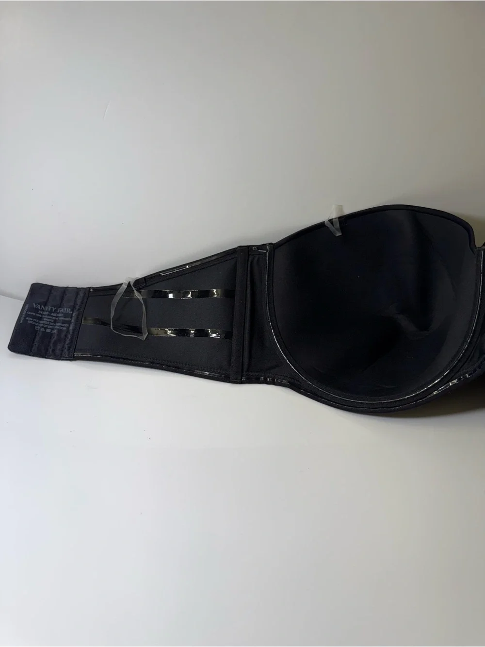 Vanity Fair black strapless bra with floral embroidery Size 40DDD